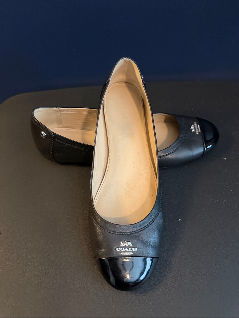 Coach Chelsea Black Leather Patent Cap Toe Ballet Flats Women’s 8.5B A4609